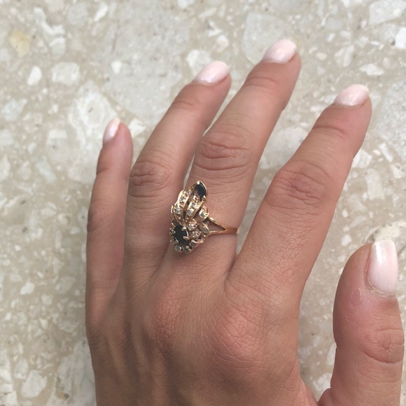 Designer Yellow Gold Sapphire Diamond Vintage Ring - Picture 5 of 12